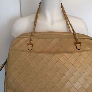 Vintage Chanel butter lambskin leather bag